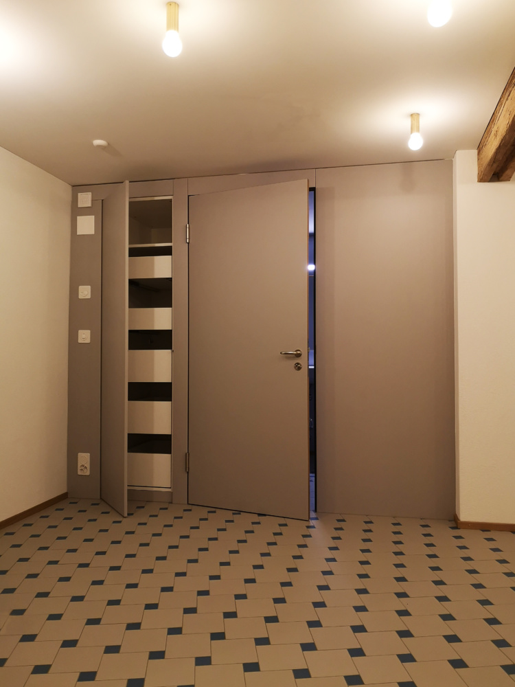 Gallery item